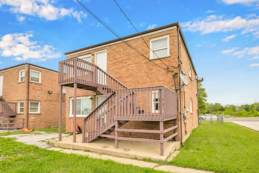 16052 Halsted Street, Unit 2 Harvey, IL 60426 - Photo 12 of 13