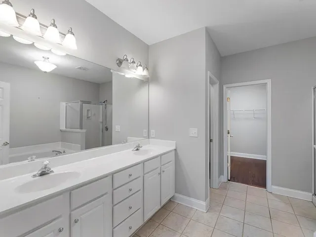 $3,400 | 820 Freedom Lane, Roswell, GA 30075