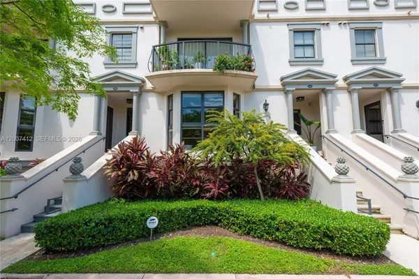 $5,685 | 1650 Galiano Street, Unit TH14, Coral Gables, FL 33134