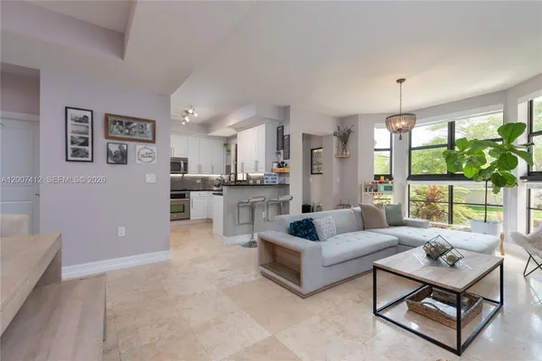 $5,685 | 1650 Galiano Street, Unit TH14, Coral Gables, FL 33134
