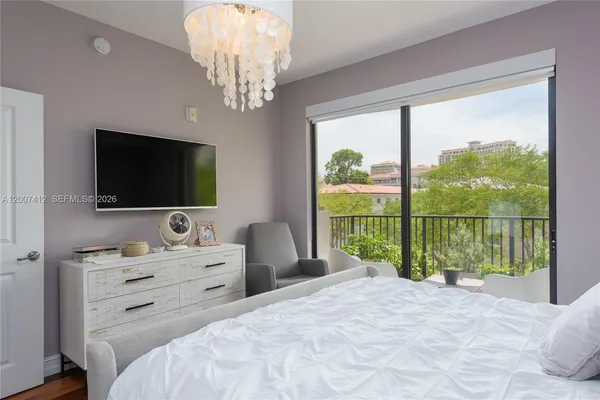 $5,685 | 1650 Galiano Street, Unit TH14, Coral Gables, FL 33134