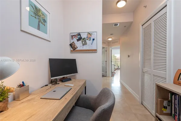 $5,685 | 1650 Galiano Street, Unit TH14, Coral Gables, FL 33134