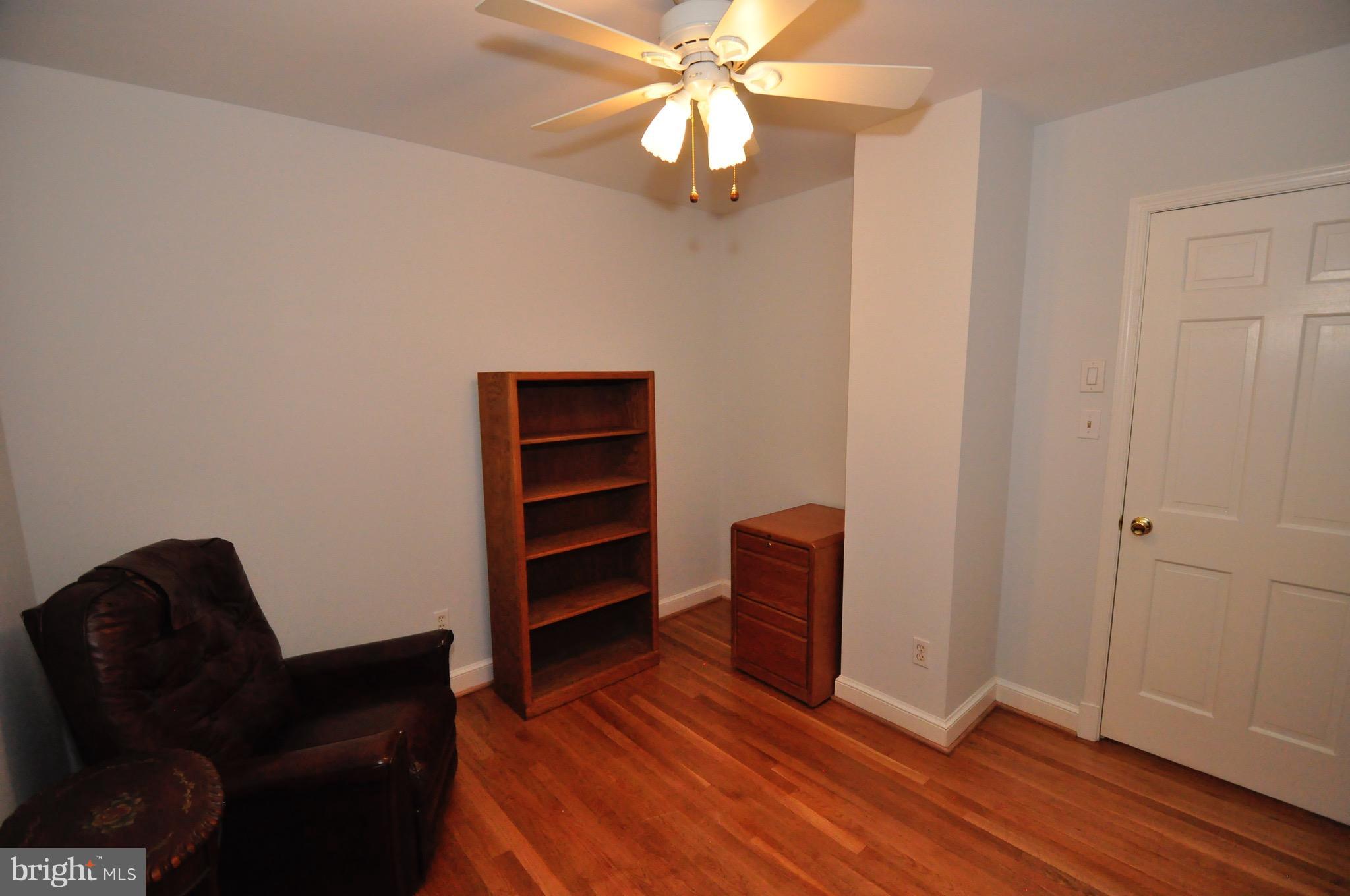 7114 Devonshire Road Alexandria, VA 22307 - Photo 20 of 27 Bedroom