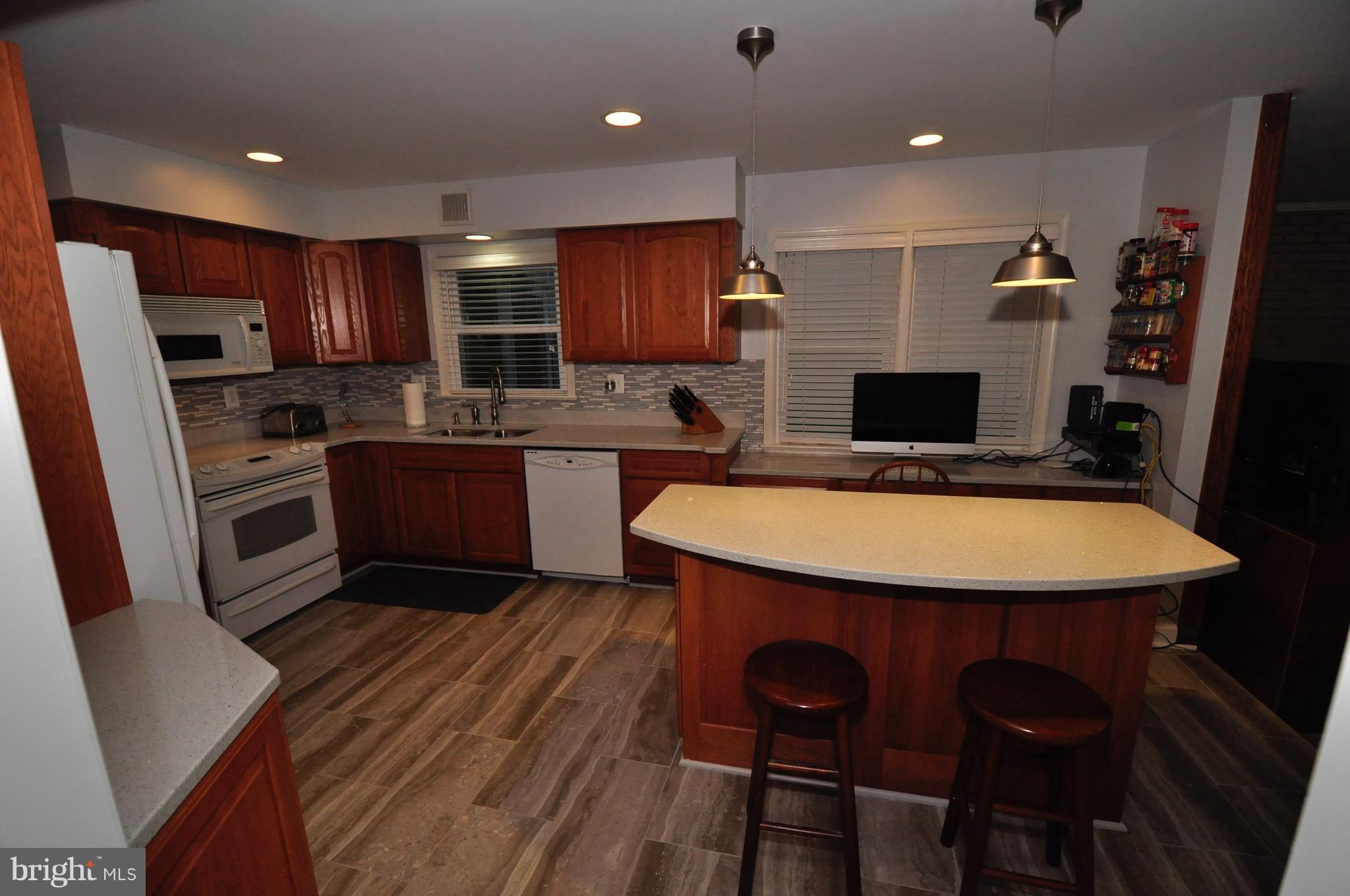 7114 Devonshire Road Alexandria, VA 22307 - Photo 8 of 27 Kitchen