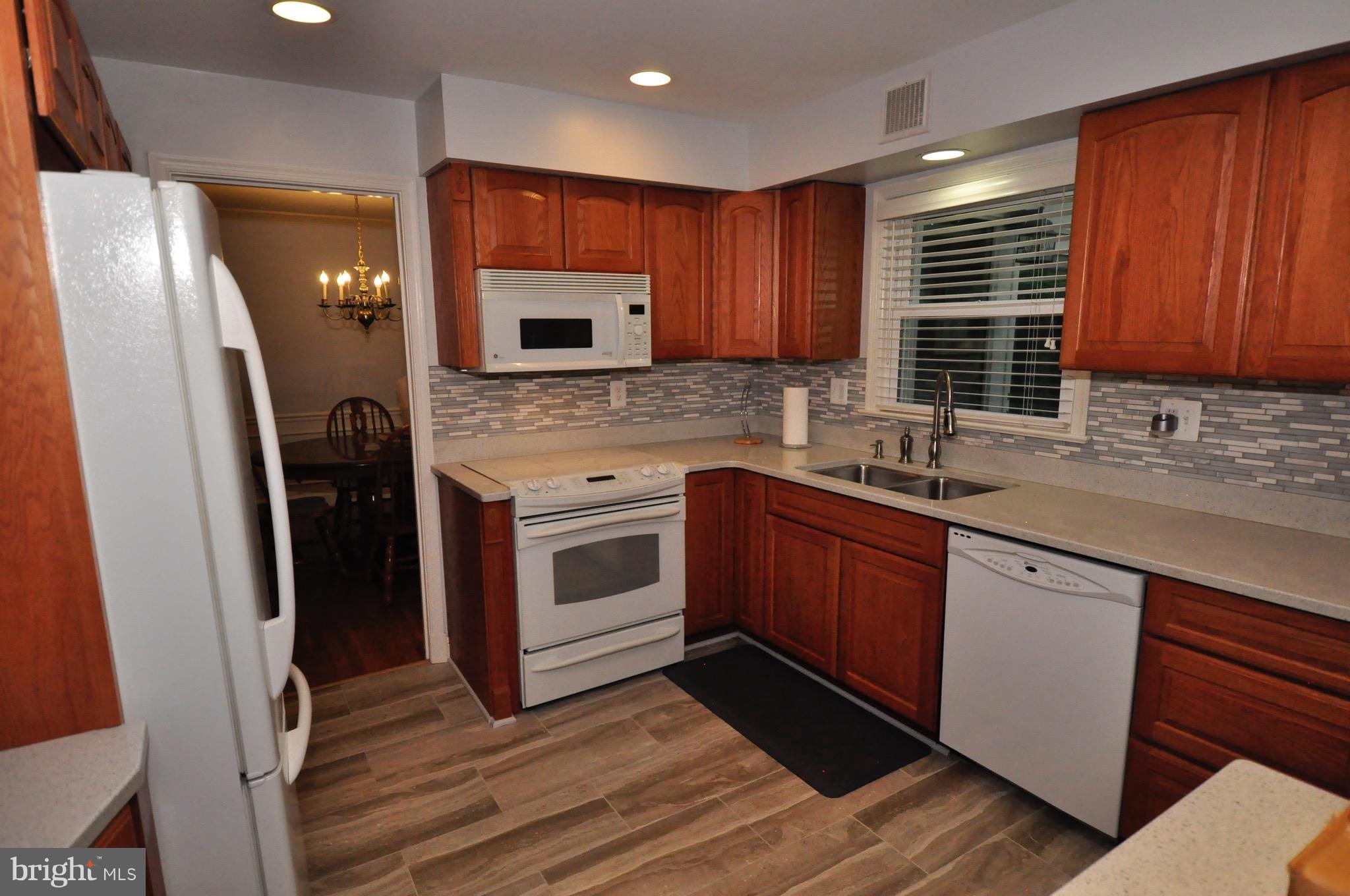 7114 Devonshire Road Alexandria, VA 22307 - Photo 9 of 27 Kitchen