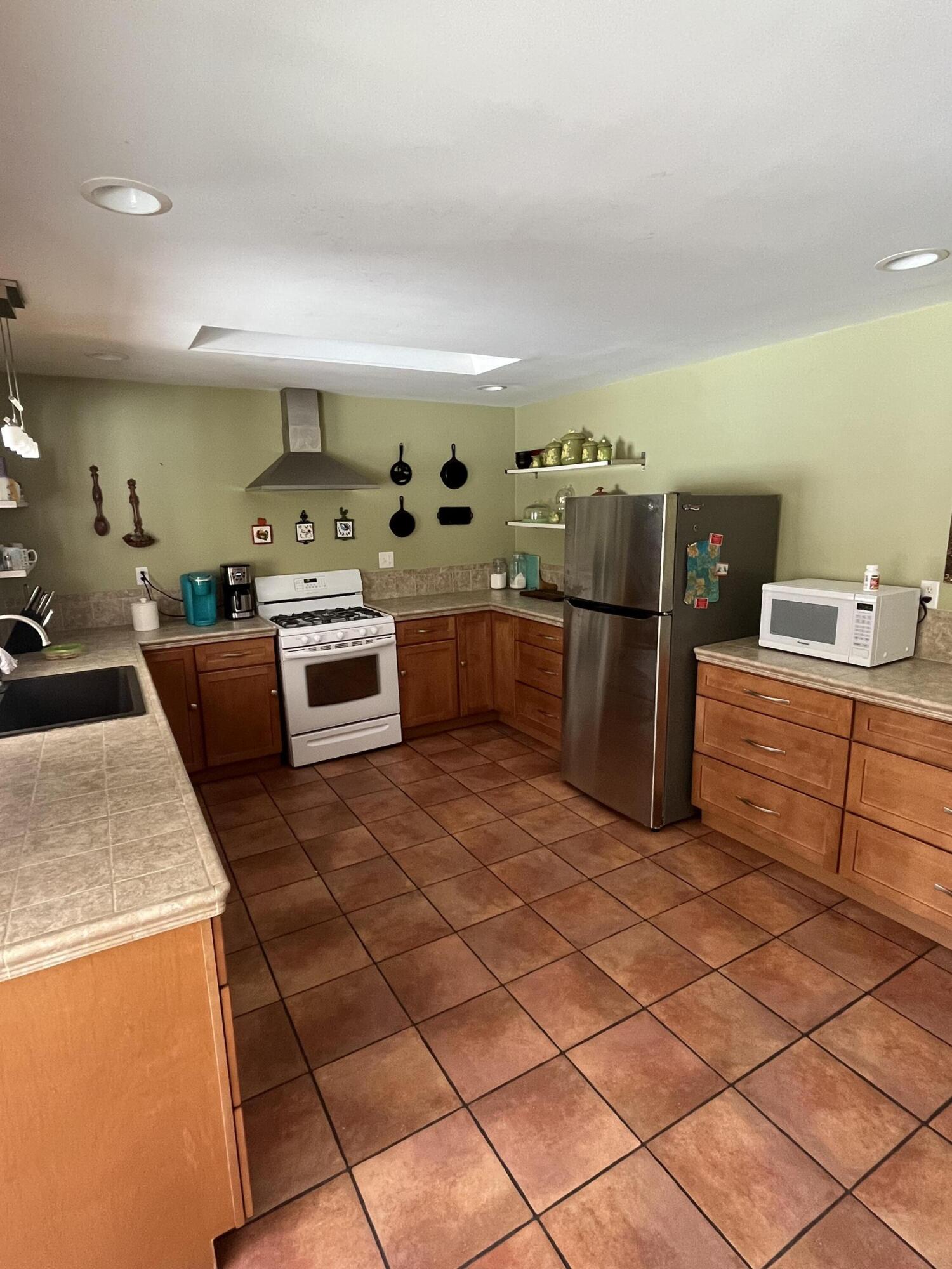 3371 Hoyer Road Michigan Center, MI 49254 - Photo 11 of 29 IMG_4797