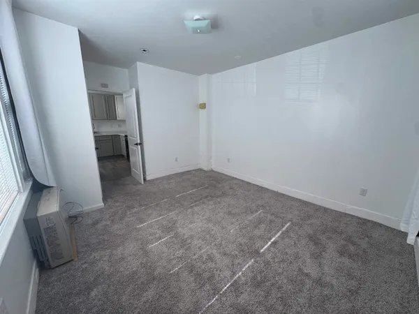 $2,200 | 20 Chapel Street, Unit 2, Portsmouth, NH 03801