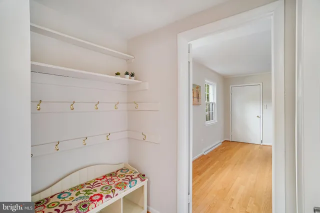 $1,100,000 | 3300 Prince William Drive, Fairfax, VA 22031