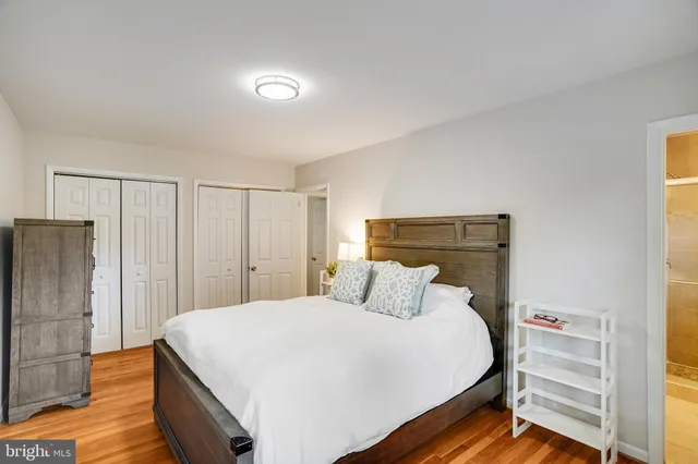 $1,100,000 | 3300 Prince William Drive, Fairfax, VA 22031