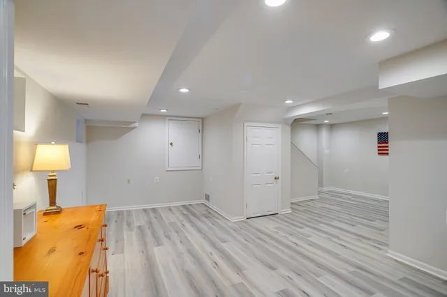 $1,100,000 | 3300 Prince William Drive, Fairfax, VA 22031