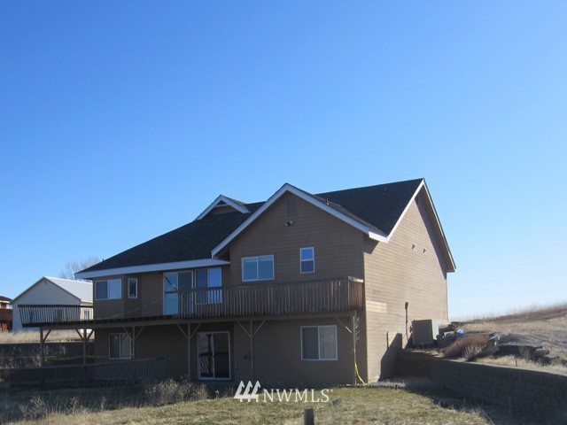 3820 Jim Smith Road Wenatchee, WA 98801 - Photo 11 of 22 Gallery Image 11
