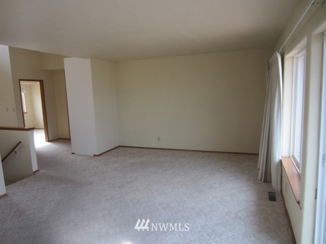 3820 Jim Smith Road Wenatchee, WA 98801 - Photo 3 of 22 Gallery Image 3