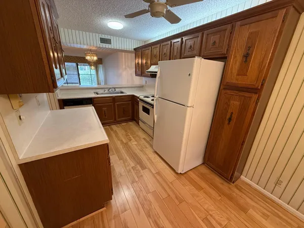 $1,800 | 6215 Coral Lake Drive, Unit 203, Pompano Beach, FL 33063