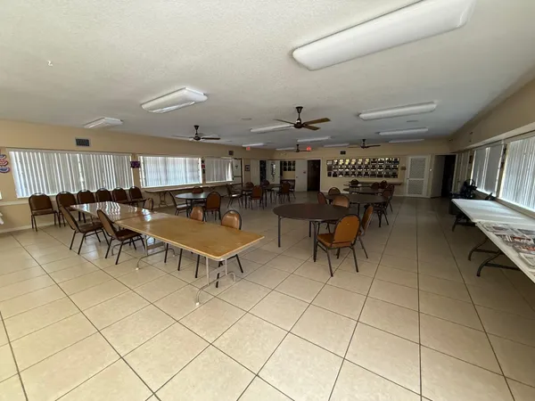 $1,800 | 6215 Coral Lake Drive, Unit 203, Pompano Beach, FL 33063