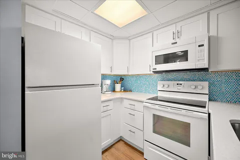 $335,000 | 10 143rd Street, Unit 405, Ocean City, MD 21842