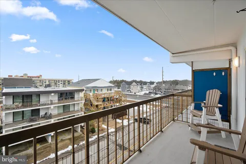 $335,000 | 10 143rd Street, Unit 405, Ocean City, MD 21842