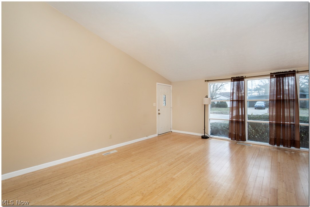 6592 Sherborn Road Parma Heights, OH 44130 - Photo 12 of 34 Gallery Image 12