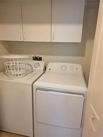 $1,950 | 4645 Tower Hill Lane, Unit 2521, Sarasota, FL 34238