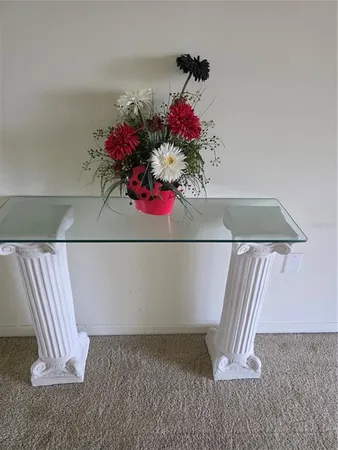 $1,950 | 4645 Tower Hill Lane, Unit 2521, Sarasota, FL 34238