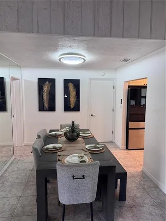 $6,500 | 6304 Beechwood Avenue, Sarasota, FL 34231