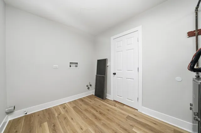 an empty room with closet