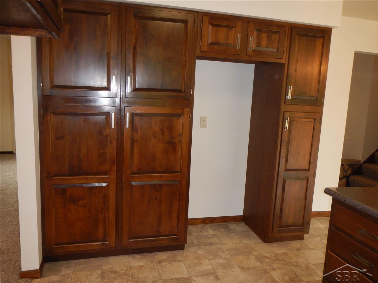 2143 South Graham Road Saginaw, MI 48609 - Photo 9 of 31 31251500-8.JPG