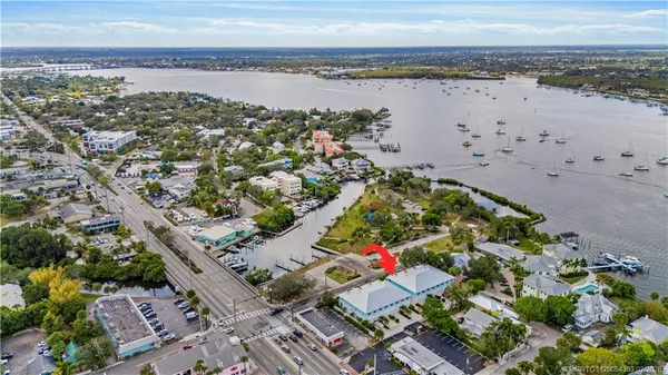 an aerial view of lake residential house with outdoor space