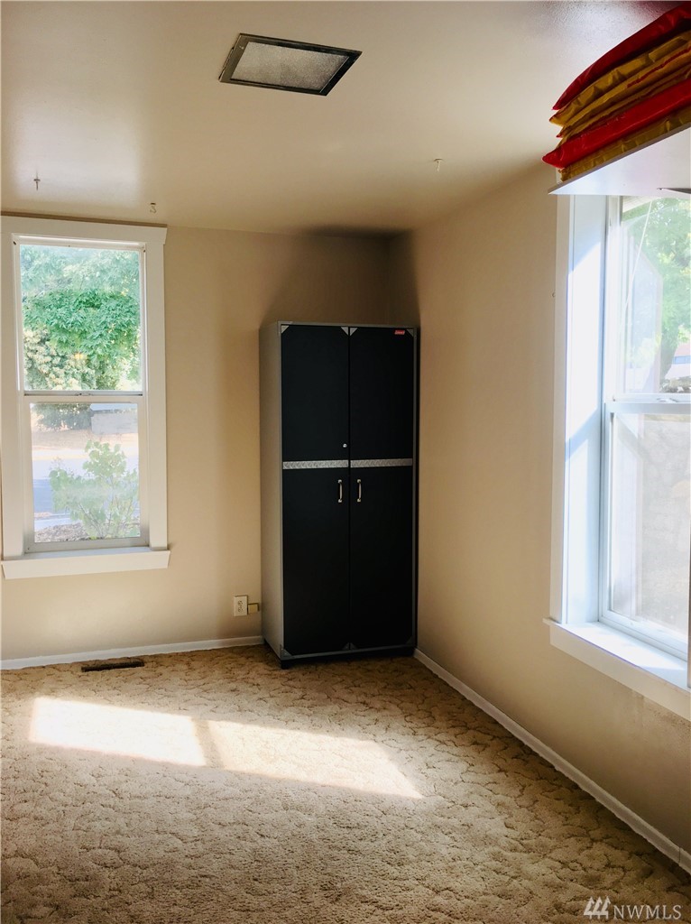 702 South Division Street Ritzville, WA 99169 - Photo 12 of 18