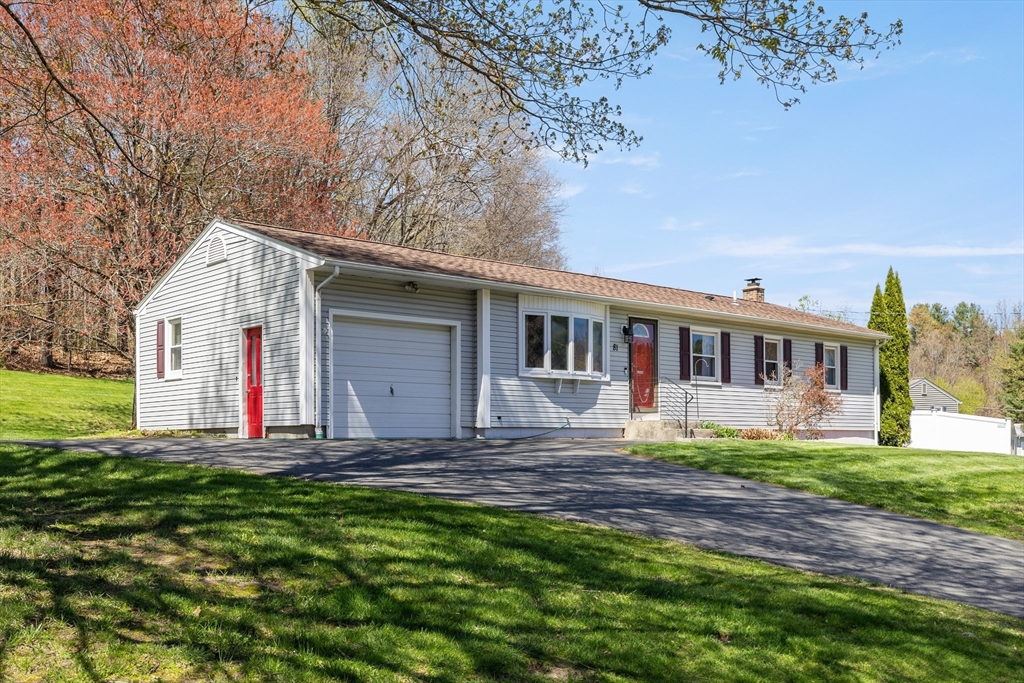 81 Sandy Hill Road Northampton, MA 01062 - Photo 2 of 33