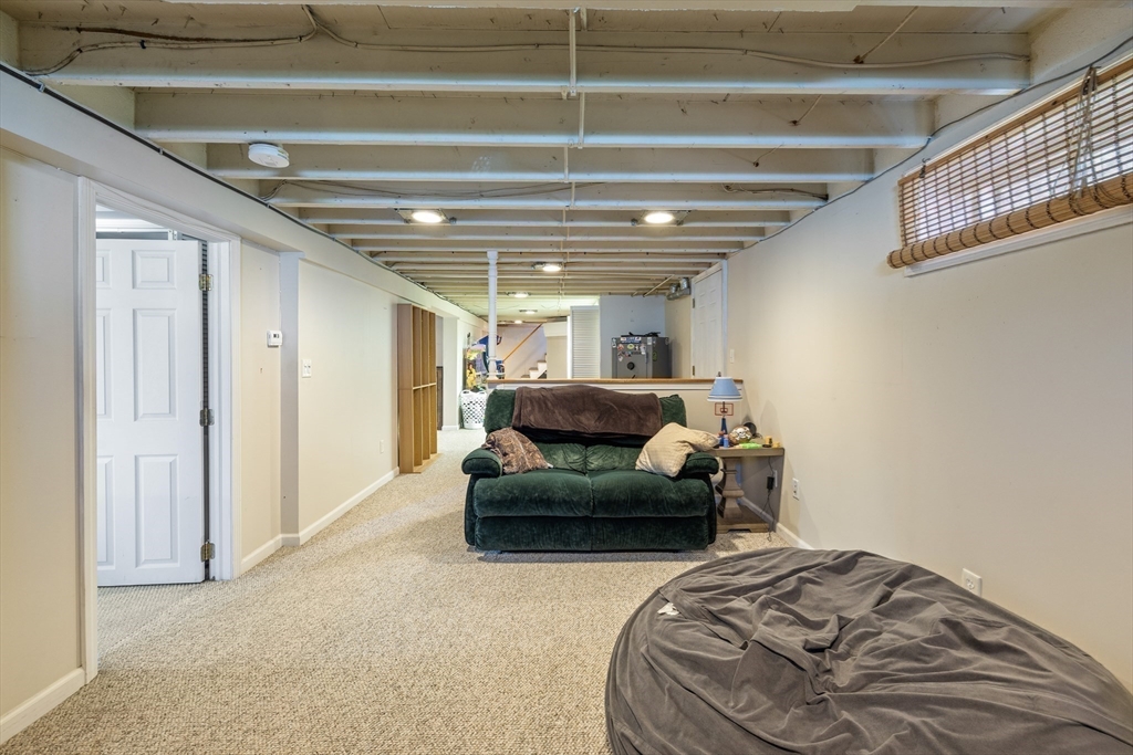 81 Sandy Hill Road Northampton, MA 01062 - Photo 26 of 33