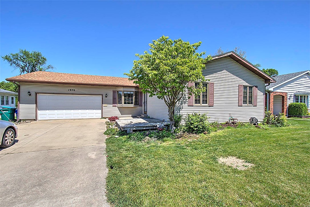 1970 Barding Avenue Decatur, IL 62526 - Photo 8 of 30