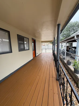 $3,500 | 631 East Mistletoe, San Antonio, TX 78212