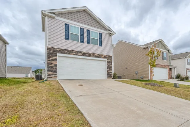 $299,000 | 1332 Saddle Court, Moore, SC 29369