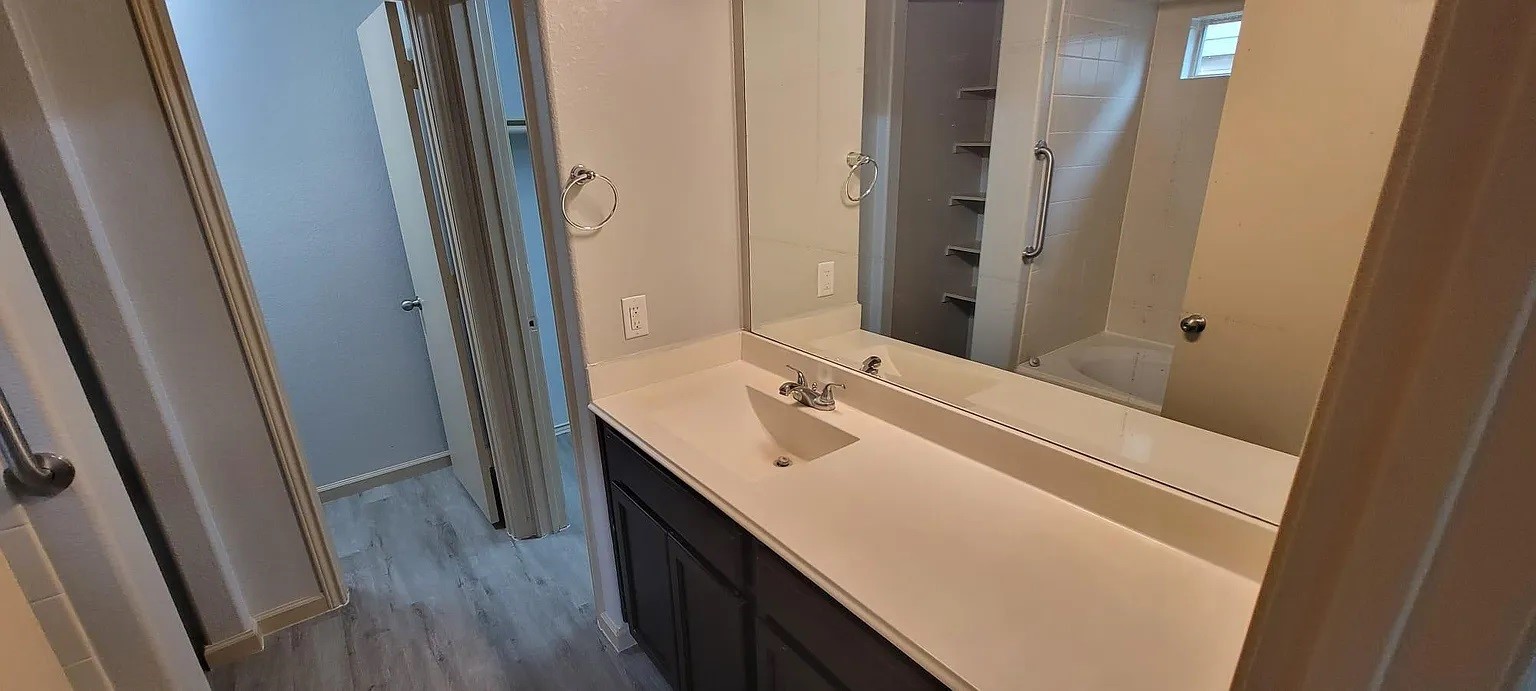 5518 Rustling Gates Lane Katy, TX 77449 - Photo 12 of 18