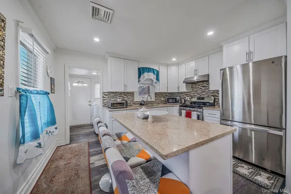 $699,999 | 48 Hillside Avenue, Freeport, NY 11520