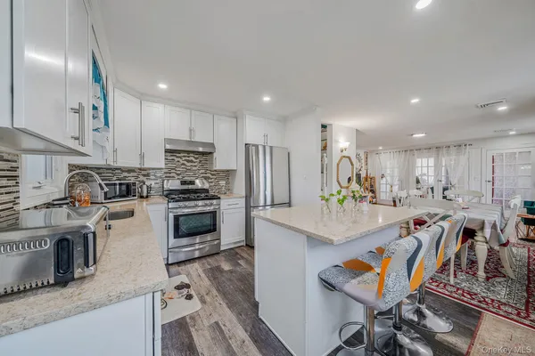 $699,999 | 48 Hillside Avenue, Freeport, NY 11520