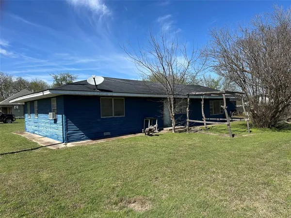 $235,000 | 5273 Farm To Market 73, Prairie Hill, TX 76678