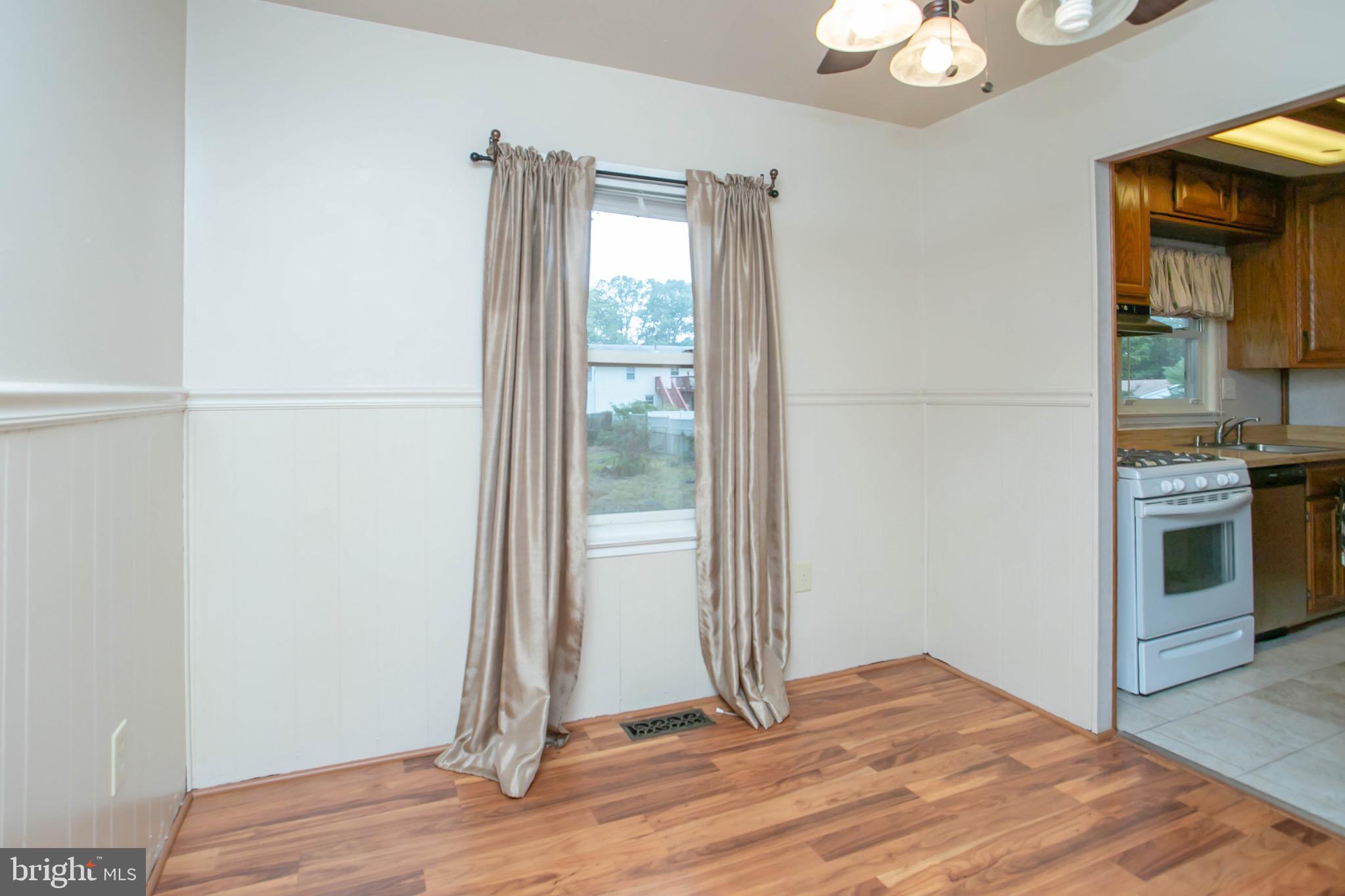 1147 Harvard Road Waldorf, MD 20602 - Photo 18 of 34 Dining room