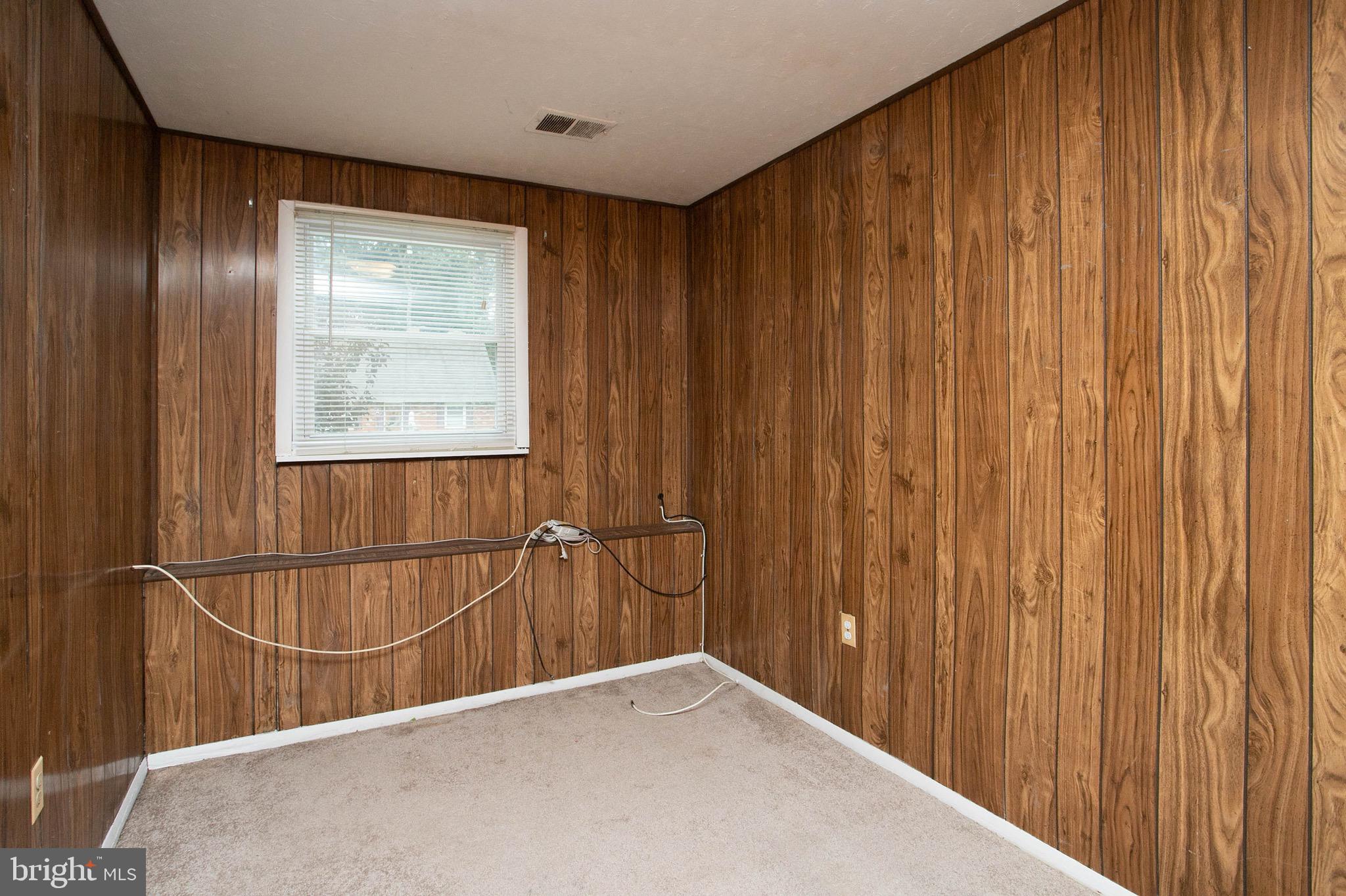 1147 Harvard Road Waldorf, MD 20602 - Photo 22 of 34 Office