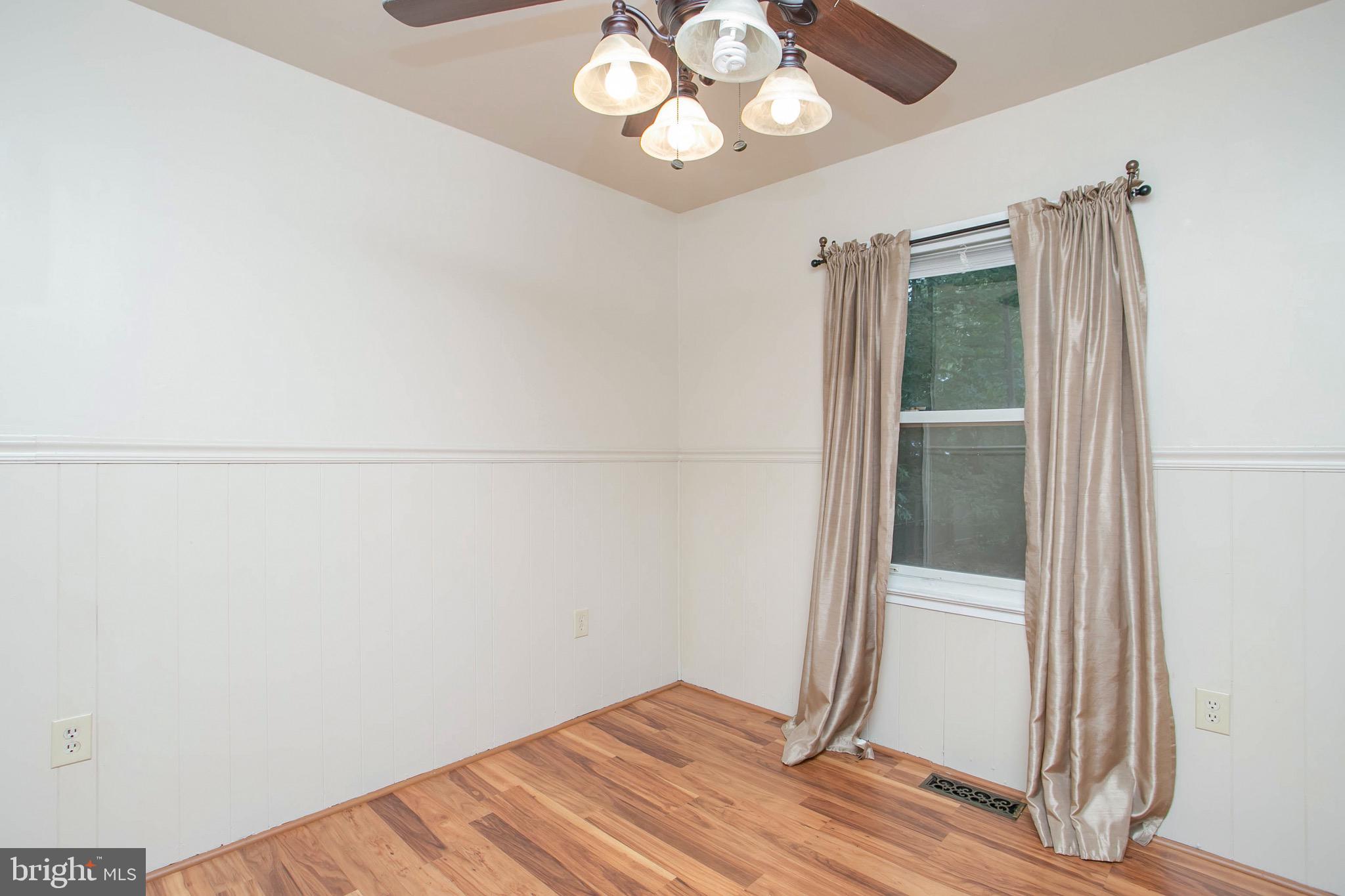 1147 Harvard Road Waldorf, MD 20602 - Photo 4 of 34 Dinning room