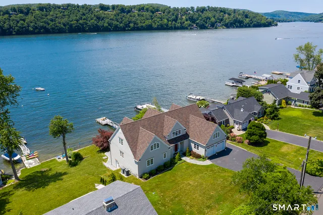 $4,150,000 | 164 North Lake Shore Drive, Brookfield, CT 06804