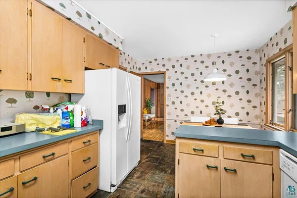 $489,900 | 3621 East Superior Street, Duluth, MN 55804