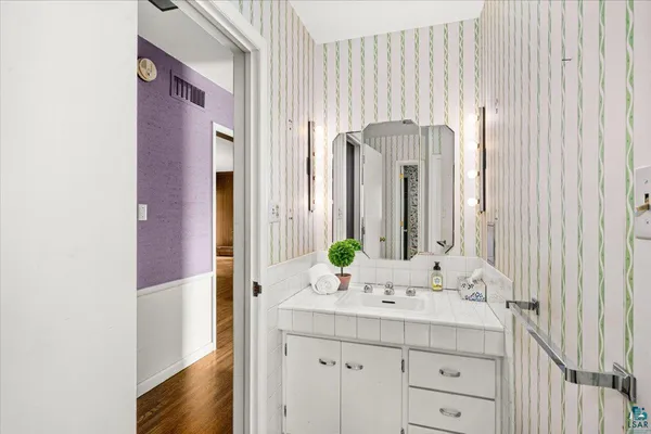 $489,900 | 3621 East Superior Street, Duluth, MN 55804