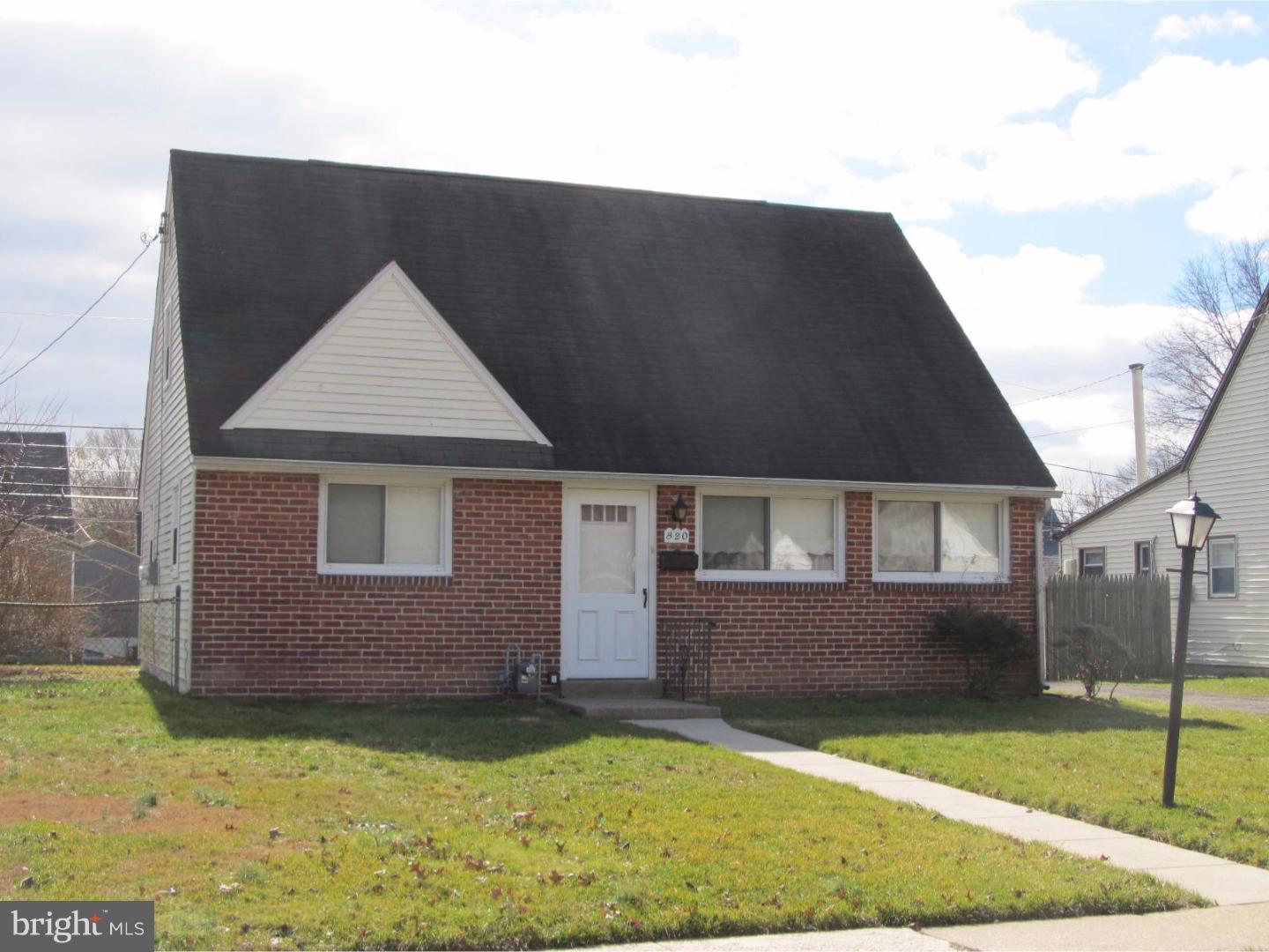 820 Cricket Road Secane, PA 19018 - Photo 1 of 18 Exterior Front