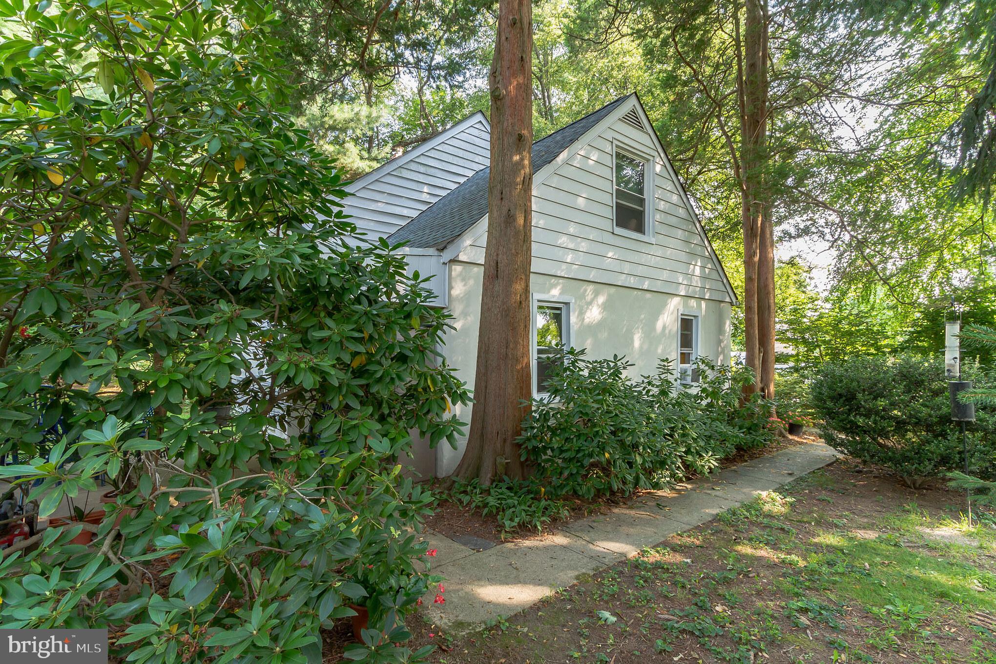 8704 Old Line Road Philadelphia, PA 19128 - Photo 6 of 24 Gallery Image 6