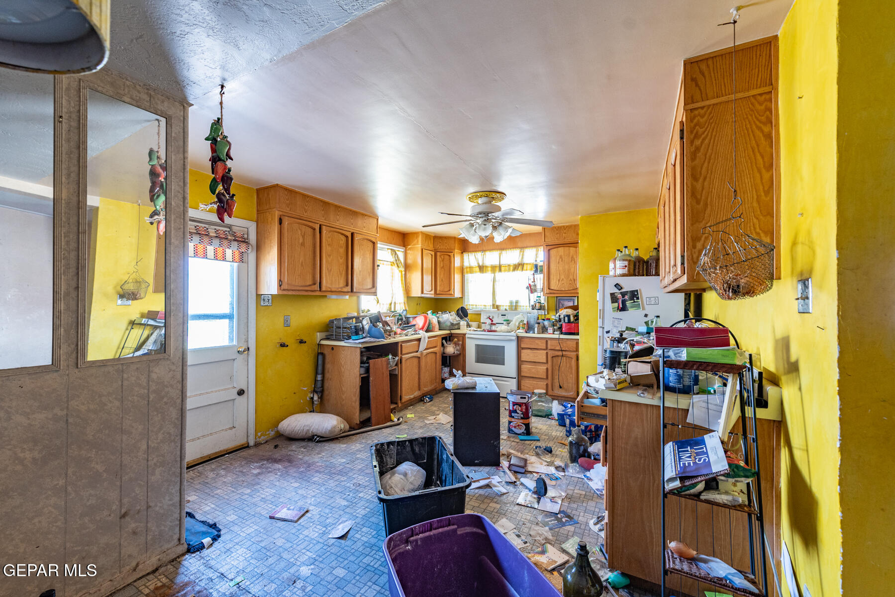 6240 Papago Road El Paso, TX 79905 - Photo 5 of 12 a view of storage and utility room