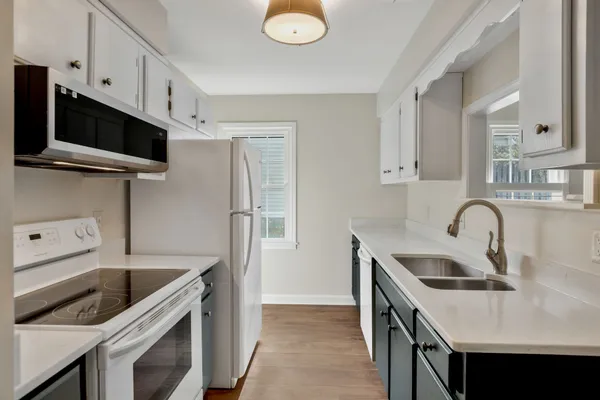 $399,900 | 814 Marquette Drive, Nashville, TN 37205