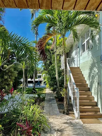 a view of outdoor space yard and patio