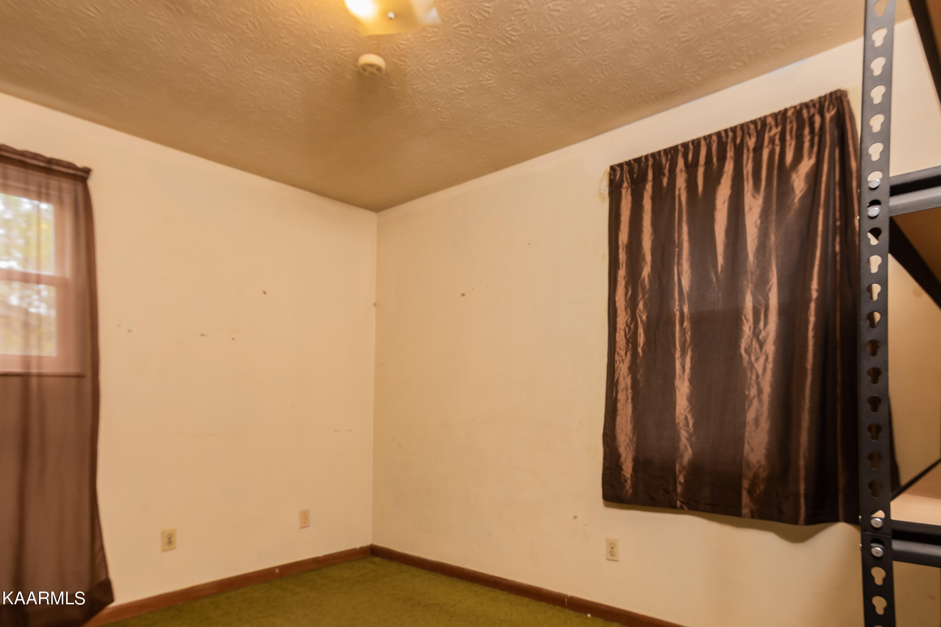 5317 Foxwood Road Knoxville, TN 37921 - Photo 8 of 10 Amanda-10