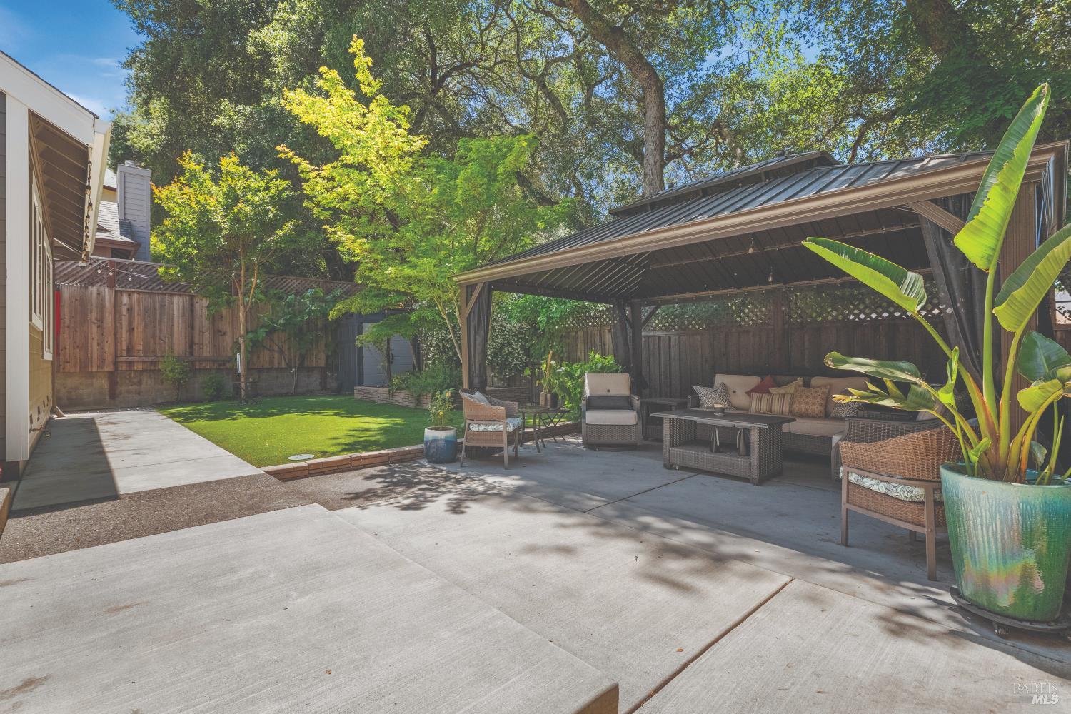 132 Renz Lane Geyserville, CA 95441 - Photo 43 of 47